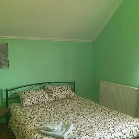 гелена релакс Bed & Breakfast *